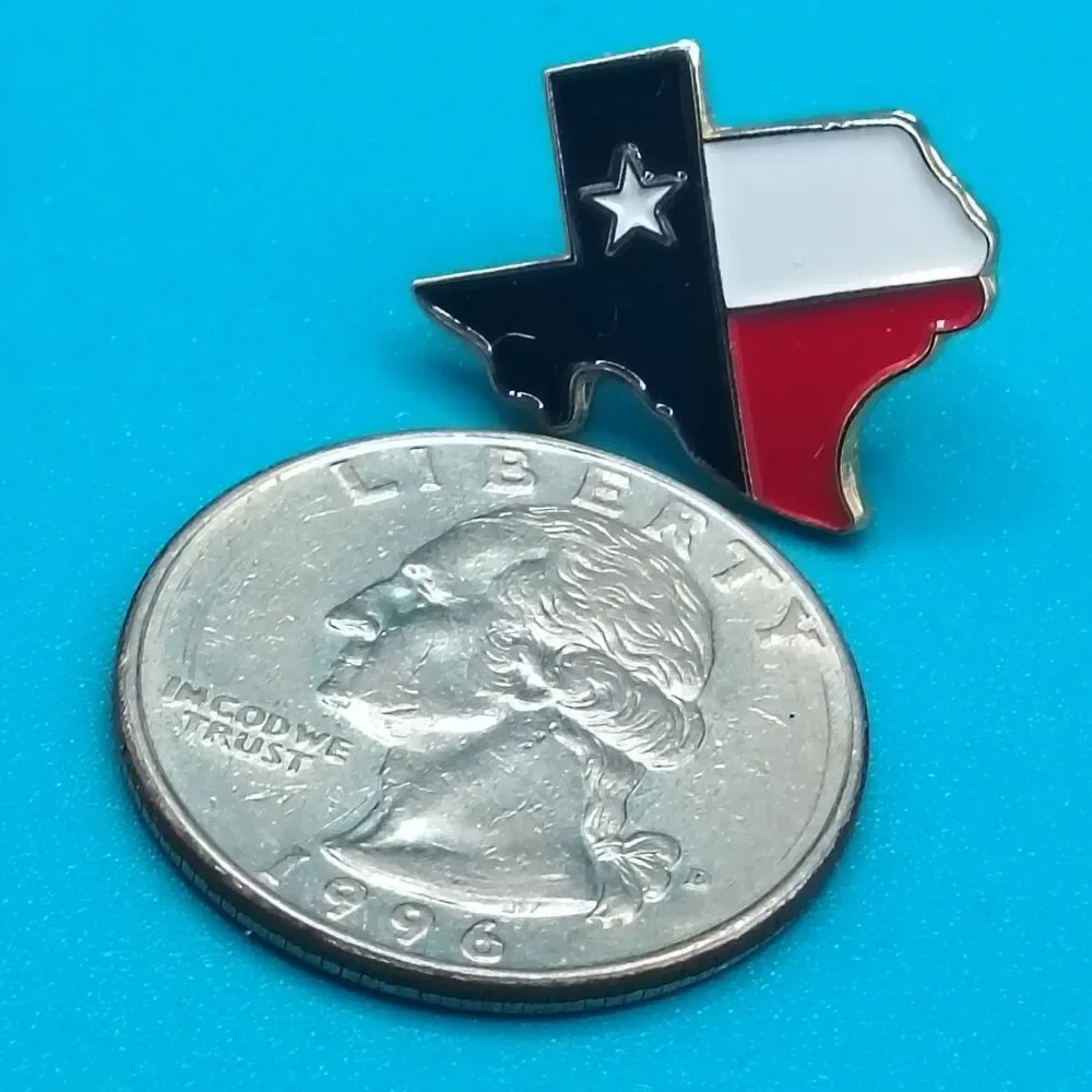 Texas Flag State Map Lapel Pin Souvenir Enamel Gold Tone Hat Pin Collectible